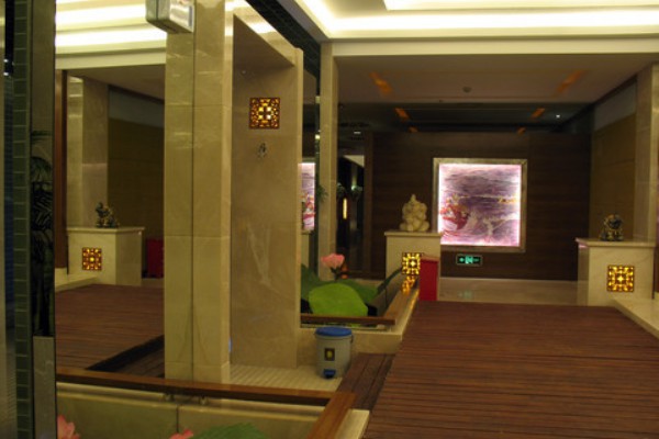 享受重庆特色按摩，在家也能轻松搞定！